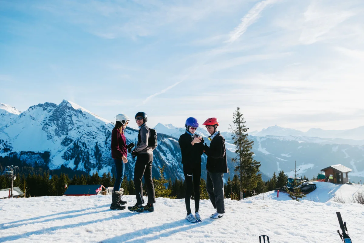 Ce să iei cu tine pentru o aventură montană activă